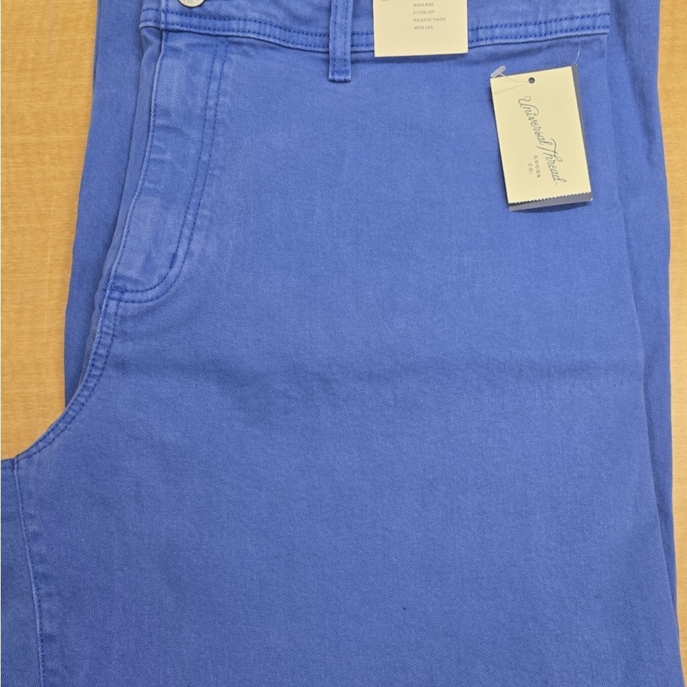 Universal Thread Electric Blue Wide-Leg High-Rise Jeans - Picture 4 of 12
